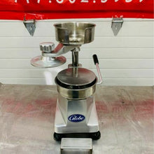 Load image into Gallery viewer, Hamburger Press Globe PP5 5&quot; Manual Hamburger Patty Press - (8 oz) Aluminum