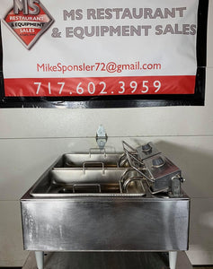 Wells F-85 Countertop High Watt Dual Pot 30lb Electric Deep Fryer 208V / 240V 3ph
