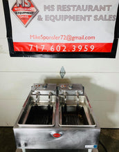 Load image into Gallery viewer, Wells F-85 Countertop High Watt Dual Pot 30lb Electric Deep Fryer 208V / 240V 3ph