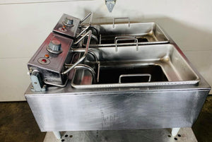 Wells F-85 Countertop High Watt Dual Pot 30lb Electric Deep Fryer 208V / 240V 3ph